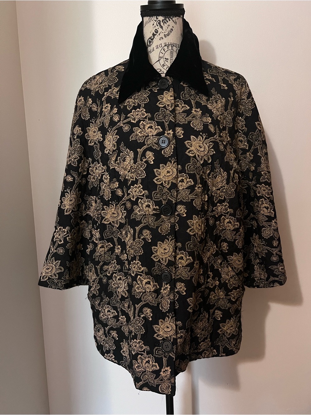 VTG Valentino Miss V Italy Silk-Blend Velvet Collar Tapestry Coat Jacket US 8